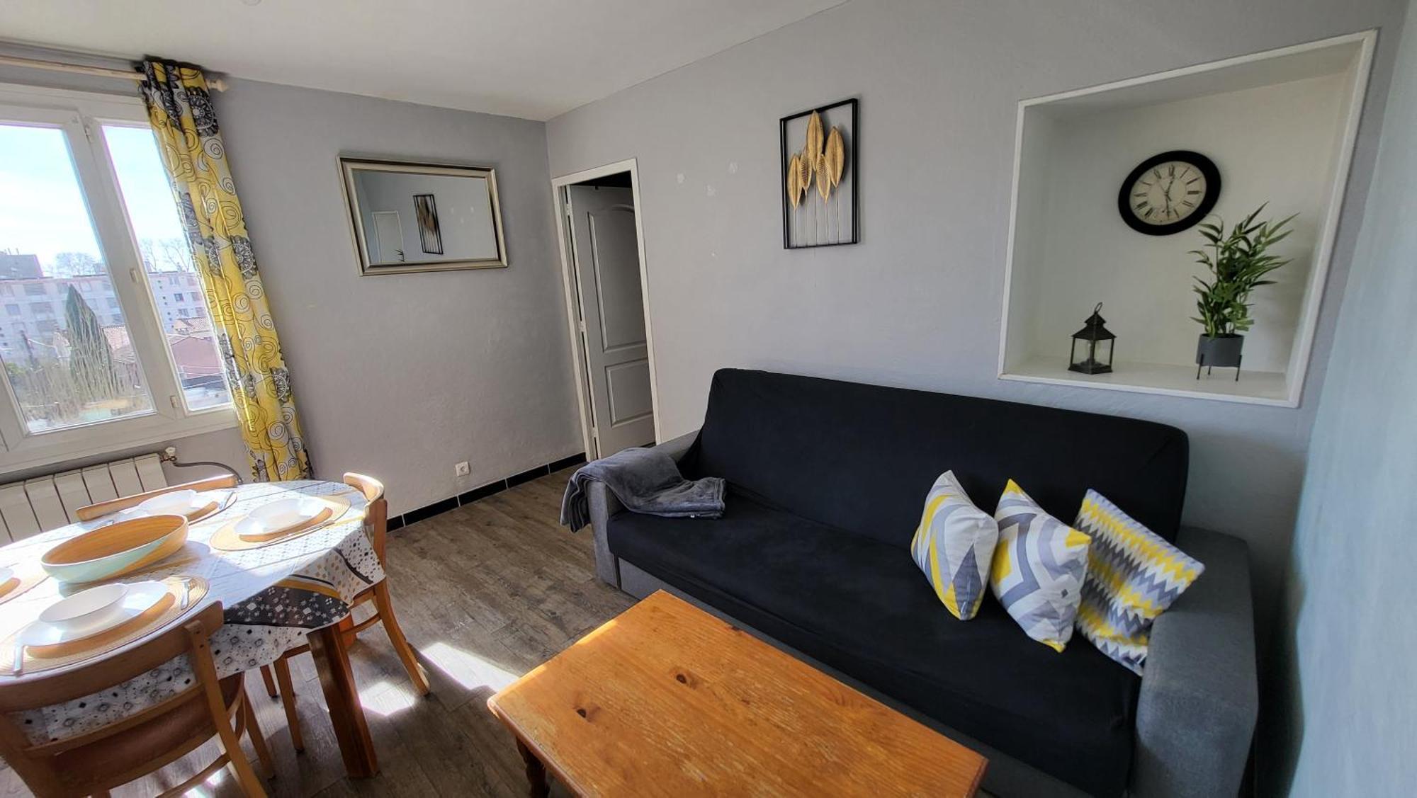 Les Tourterelles D'Avignon Apartment Bagian luar foto