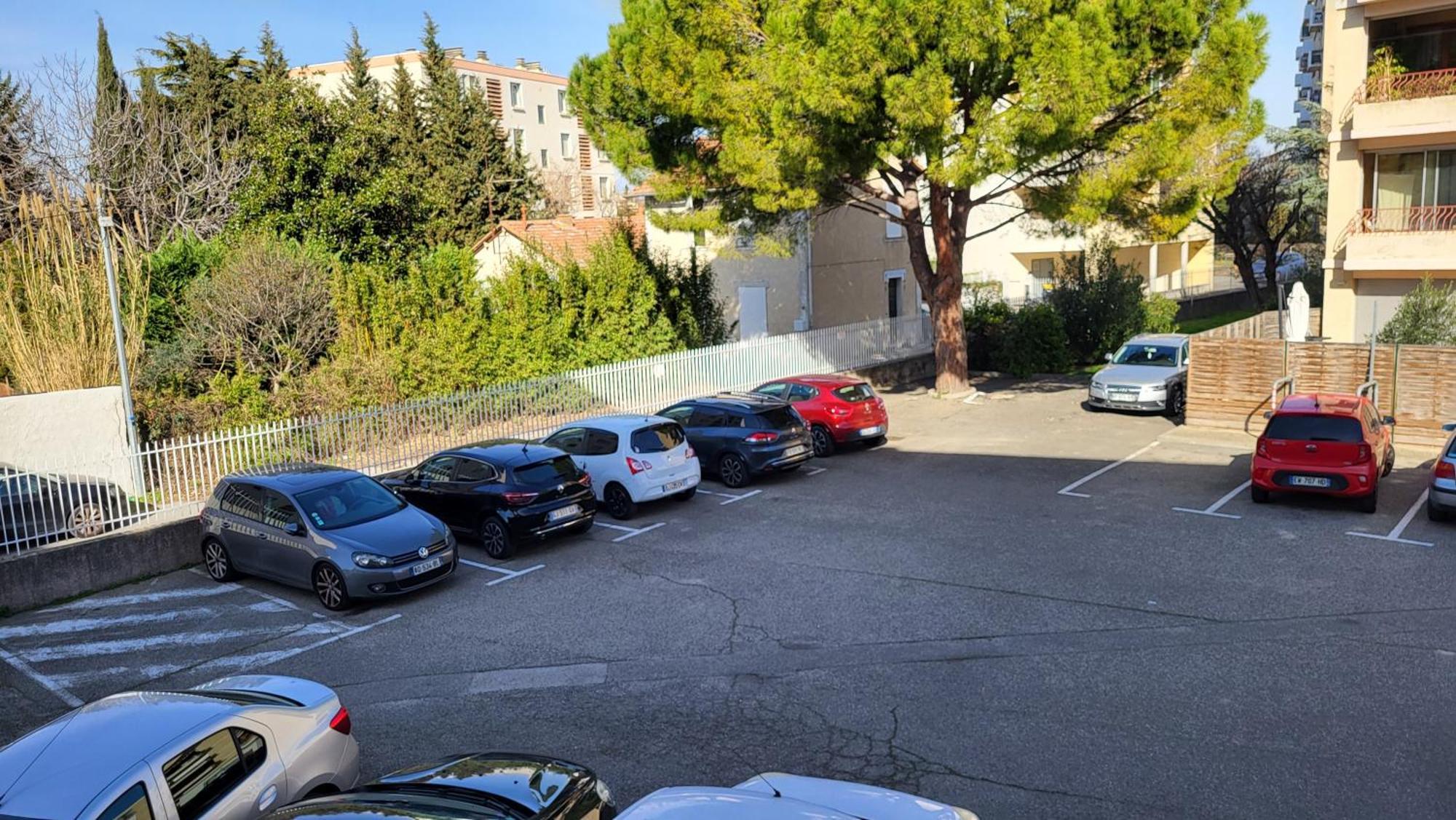 Les Tourterelles D'Avignon Apartment Bagian luar foto